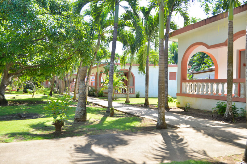Hidden Paradise Resort Hotel Negril Buitenkant foto