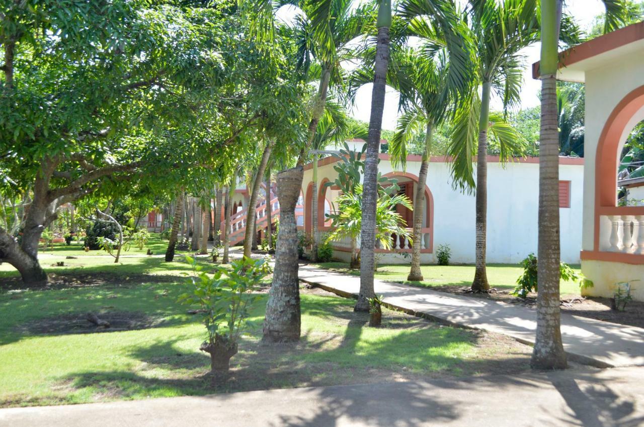 Hidden Paradise Resort Hotel Negril Buitenkant foto